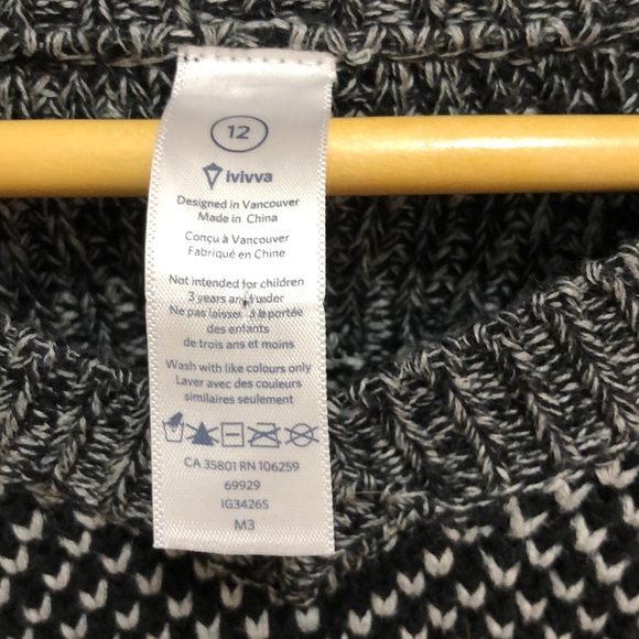 Ivivva sweater size 12 - Picture 2 of 7